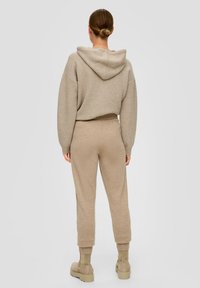 s.Oliver Trainingsbroek - sandfarben