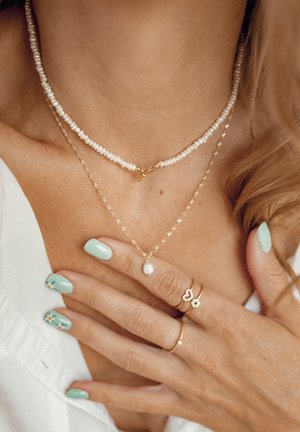 Hey Happiness, PEARL LAYERING SET - Halskette - gold-coloured