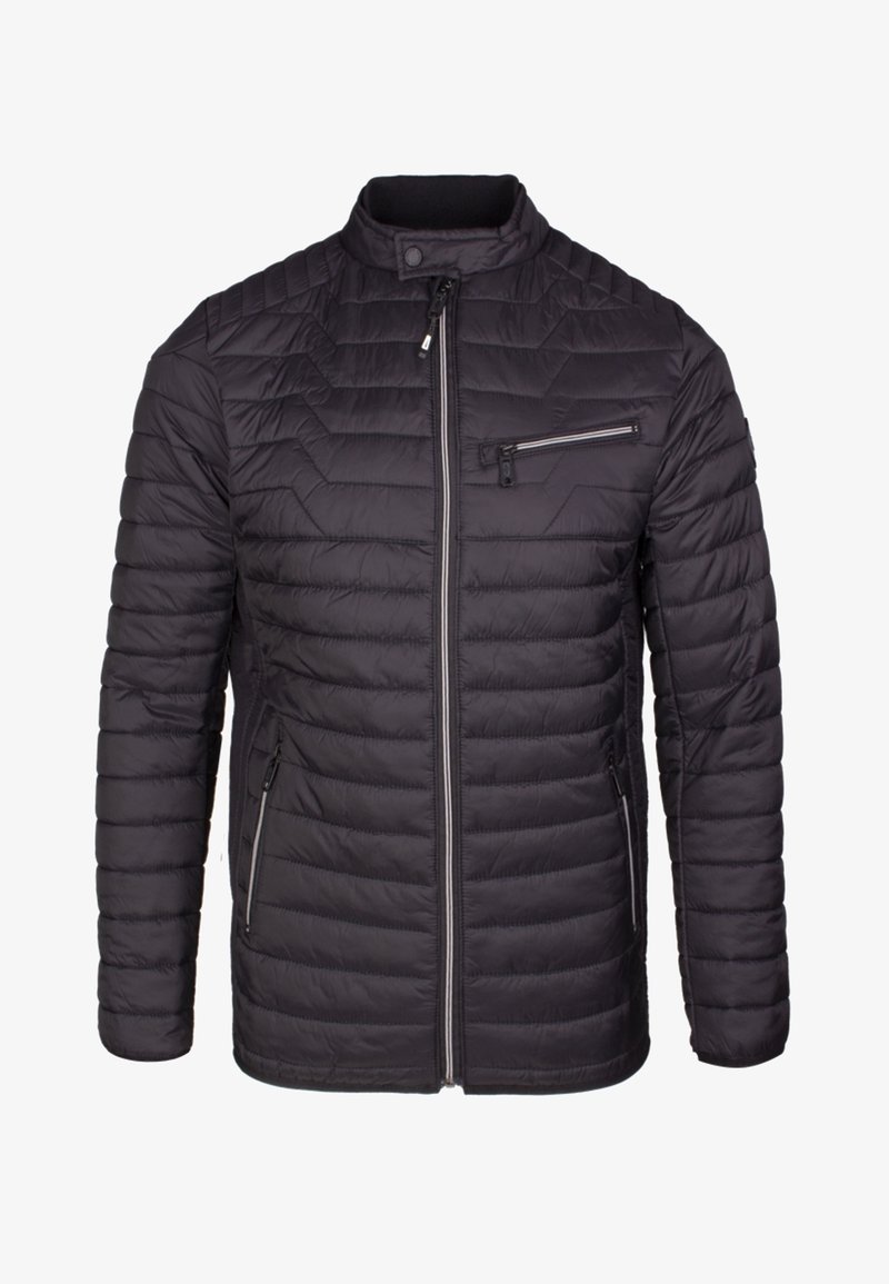 Veste noire matelassée avec col montant, fermeture éclair à l'avant, poches poitrine et latérales zippées, et motif de couture horizontal.
