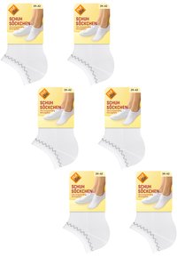 Weiße Knöchelsocken mit Zickzackmuster und grauen Akzenten, verpackt mit Größenetikett 39-42. Sechs Paar auf einem weißen Hintergrund dargestellt.