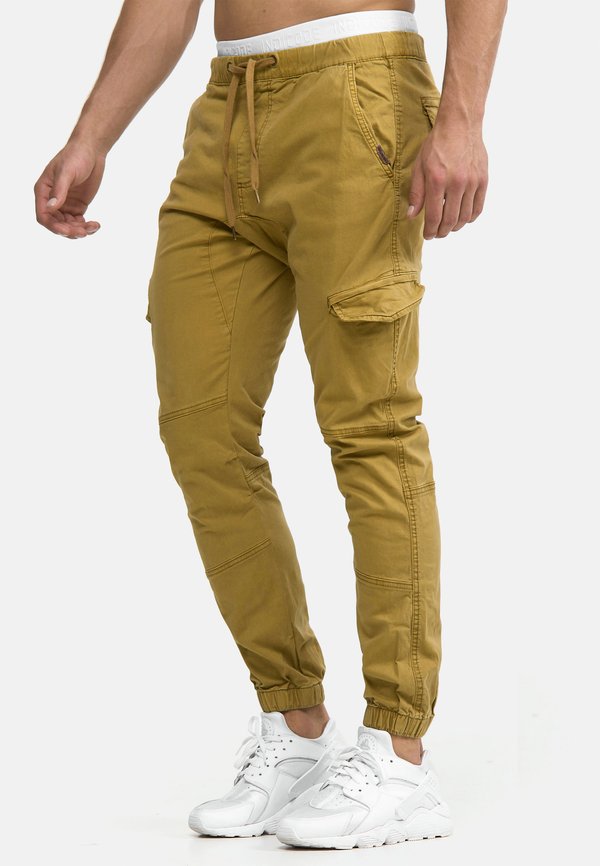 LEVI - Cargo trousers - amber2