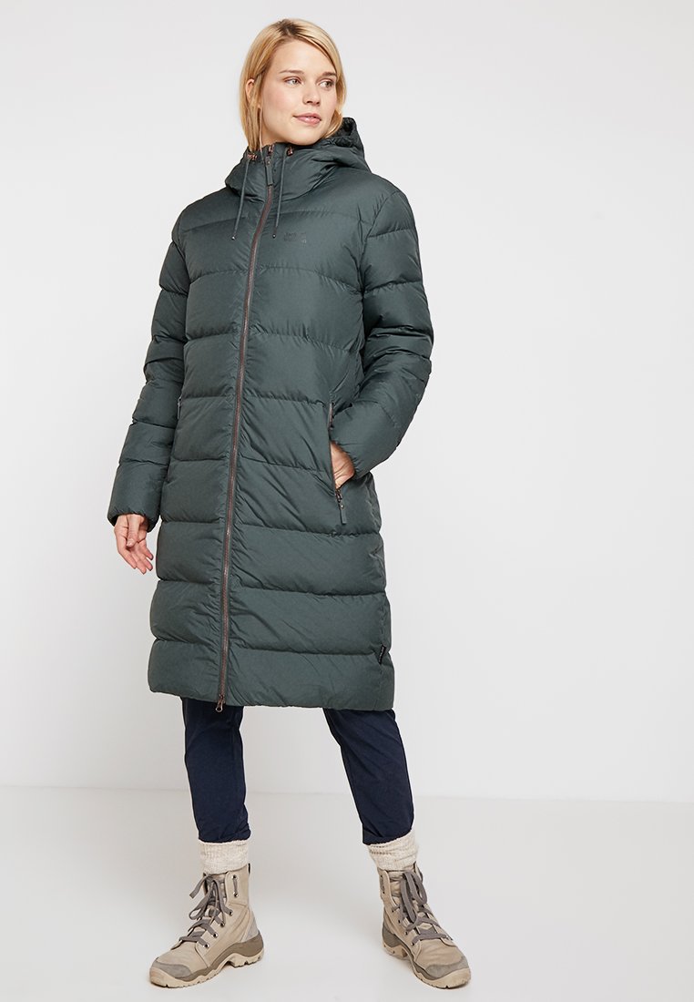 Jack Wolfskin CRYSTAL PALACE COAT Daunenmantel greenish Jack Wolfskin Crystal Palace Coat Damen Greenish Grey Größe