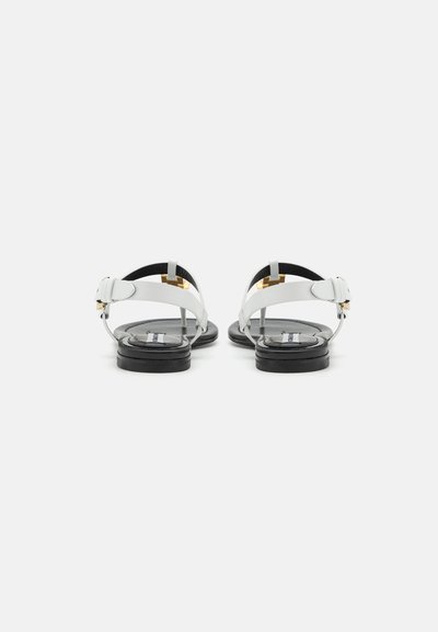 Victoria Beckham THONG - Sandalai su T formos dirželiu - white