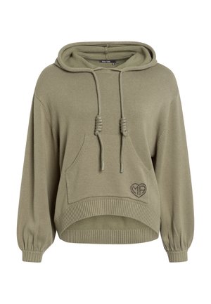 Olivgrüner Kapuzenpulli mit einer Fronttasche, geripptem Saum und Bündchen, strukturiertem Stoff und einem herzförmigen Logo auf der unteren linken Seite.