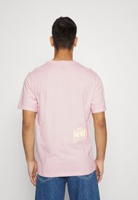 Levi's® RELAXED FIT - T-shirt estampada - poster potpourri