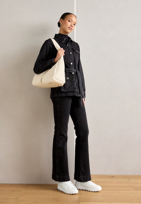 D SPHERICA ECUB - Trainers4