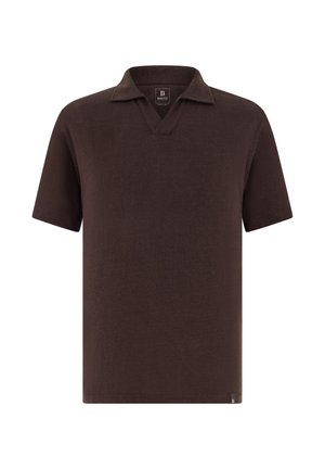 Polo à manches courtes de couleur brun foncé avec un col pointu et une ouverture en V, doté d'une petite étiquette de marque sur l'ourlet inférieur.