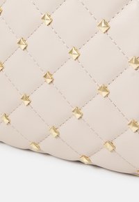 Even&Odd STUDDED - Mochila - taupe