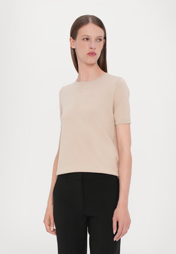 AGRO - Basic T-shirt - beige4