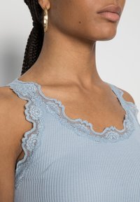 Rosemunde BABETTE U NECK - Top - powder blue