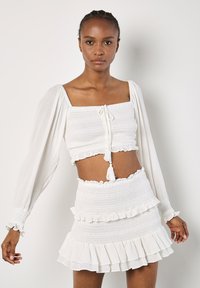 Apricot SMOCKED RUFFLE - A-Linien-Rock - white