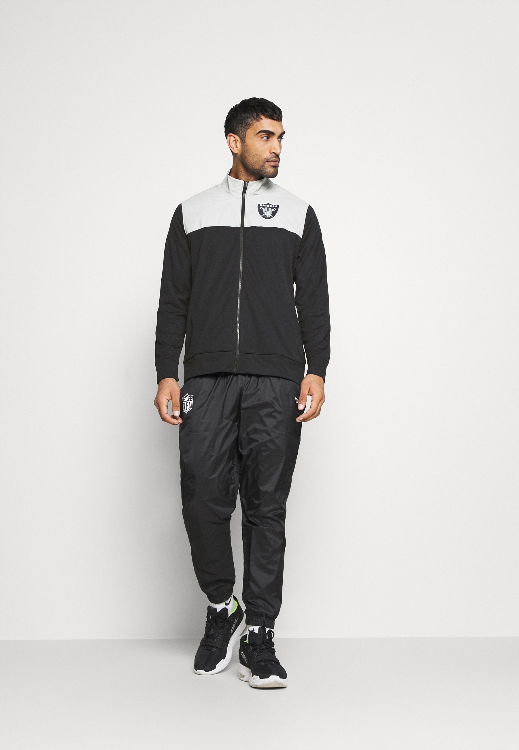 nike half sleeve jacket