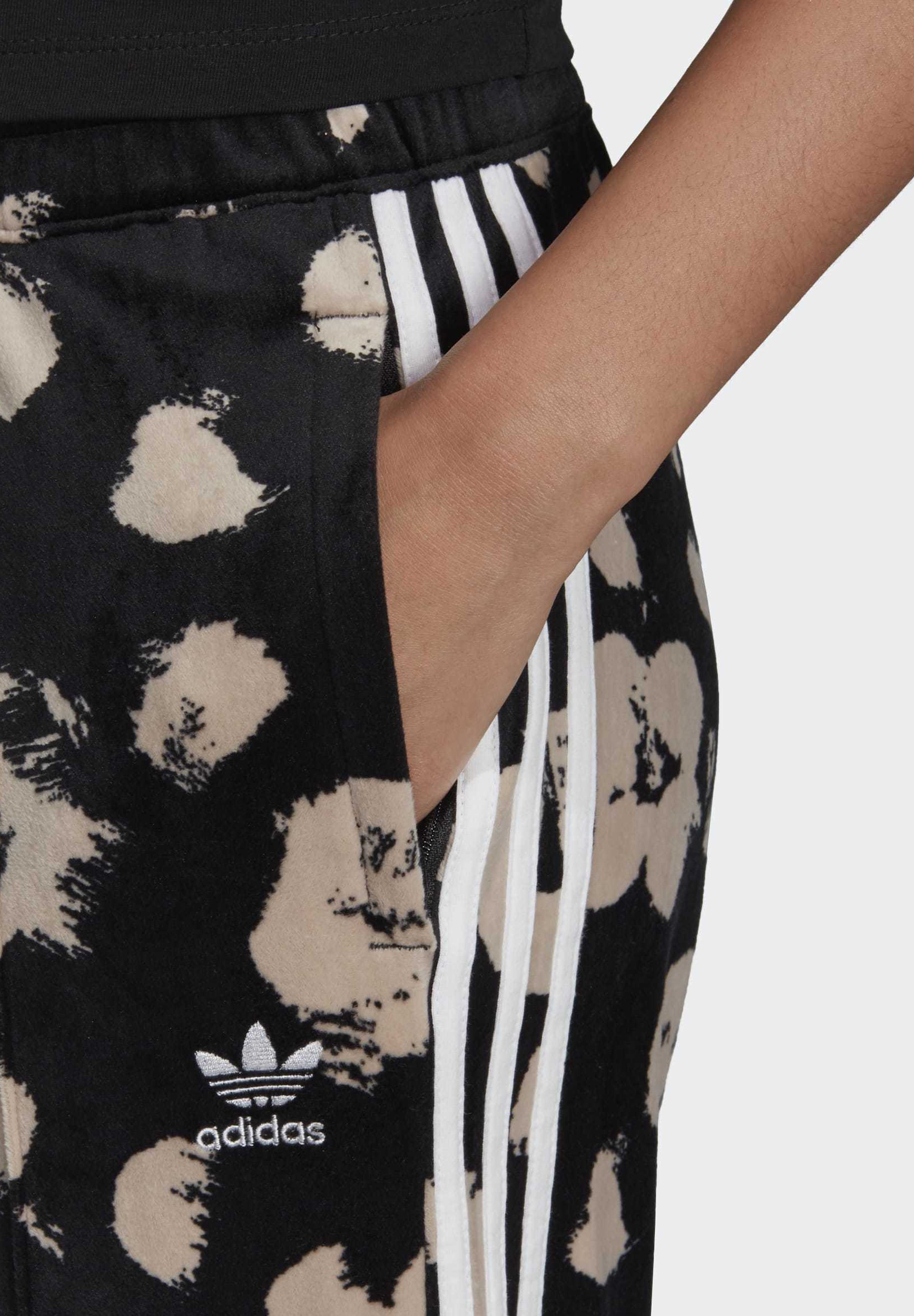 adidas black velvet tracksuit