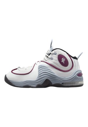 - Sneakersy wysokie