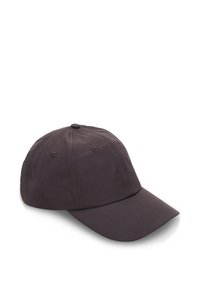 Unselected, ganache