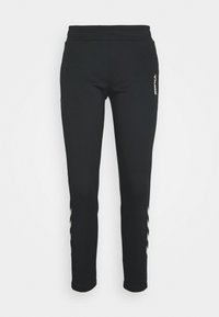 Schwarze Sporthose mit figurbetontem Design, aus elastischem Material; verfügt über weiße Streifenakzente an den Seiten und ein Logo auf der Taille.