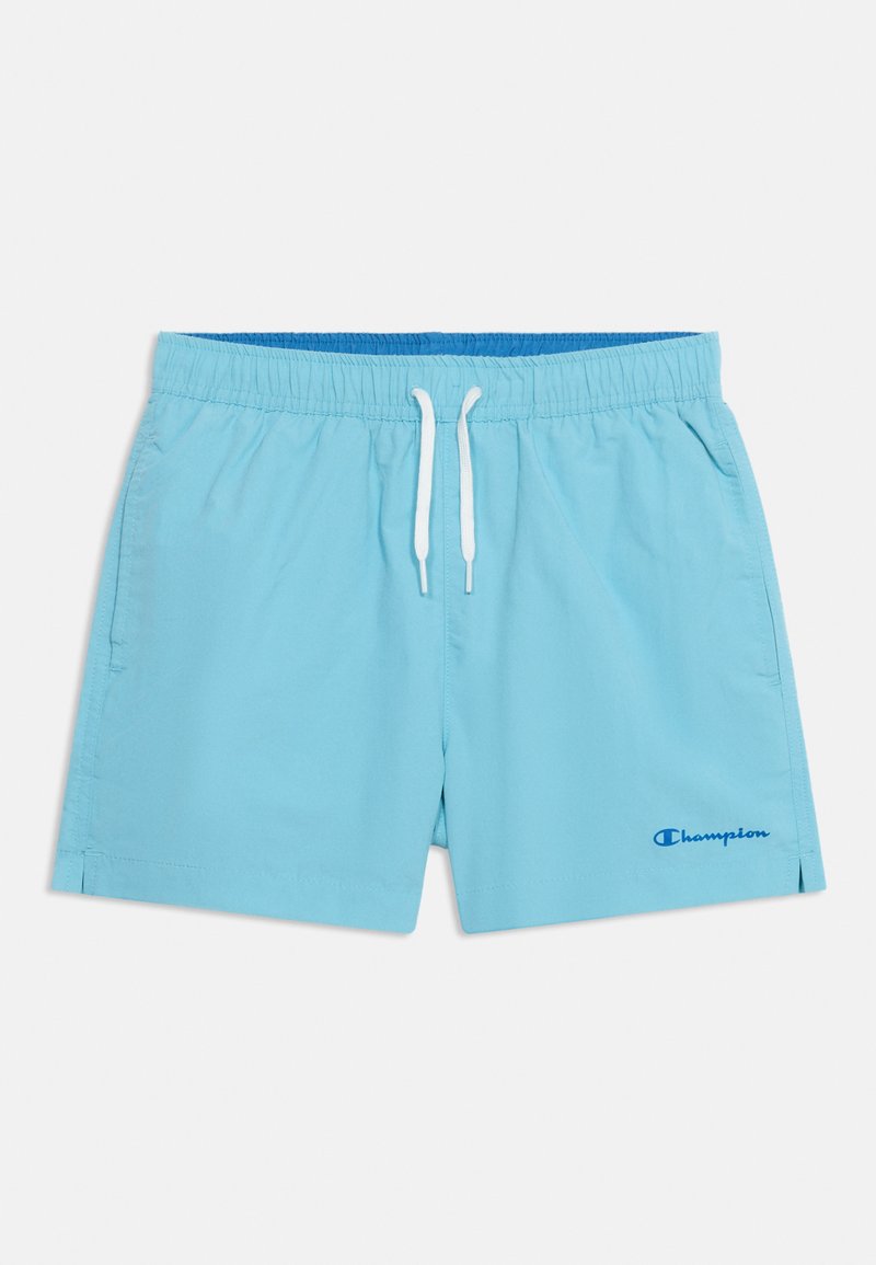 Short de bain homme bleu clair avec taille à cordon blanc et petit logo Champion sur la jambe gauche.