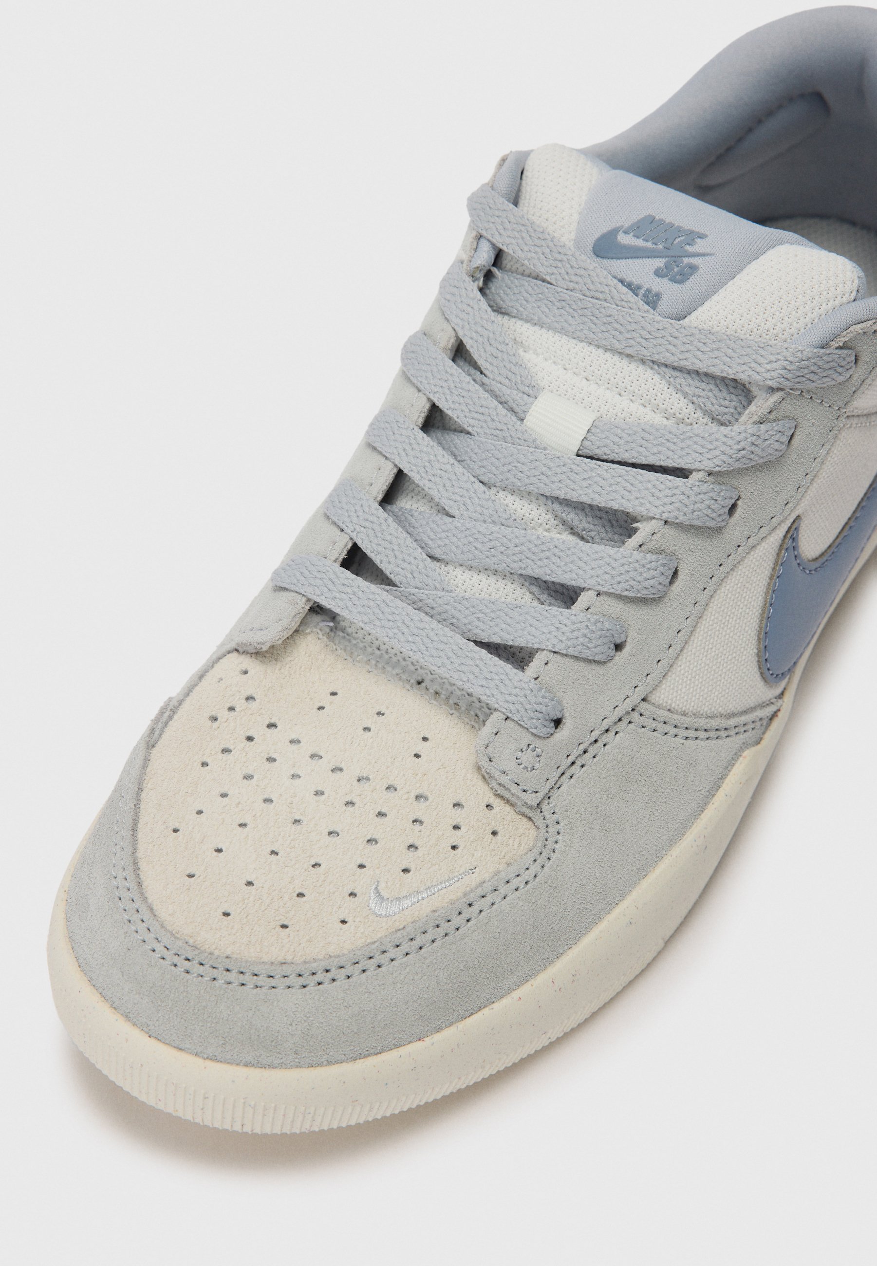◆正規品◆NIKE SB FORCE 58 WOLF GREY ASHEN SLATE◆関税込◆ Nike SB Force 58 White/Ashen Slate-Sail-Wolf Grey-Pure