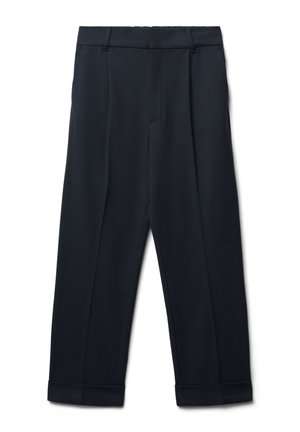 Pantaloni tailored di un blu scuro, con passanti per cintura, piega frontale, orli con risvolto e chiusura frontale nascosta, disposti su uno sfondo bianco.