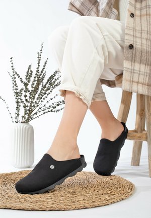 MALAKI - Clogs - black