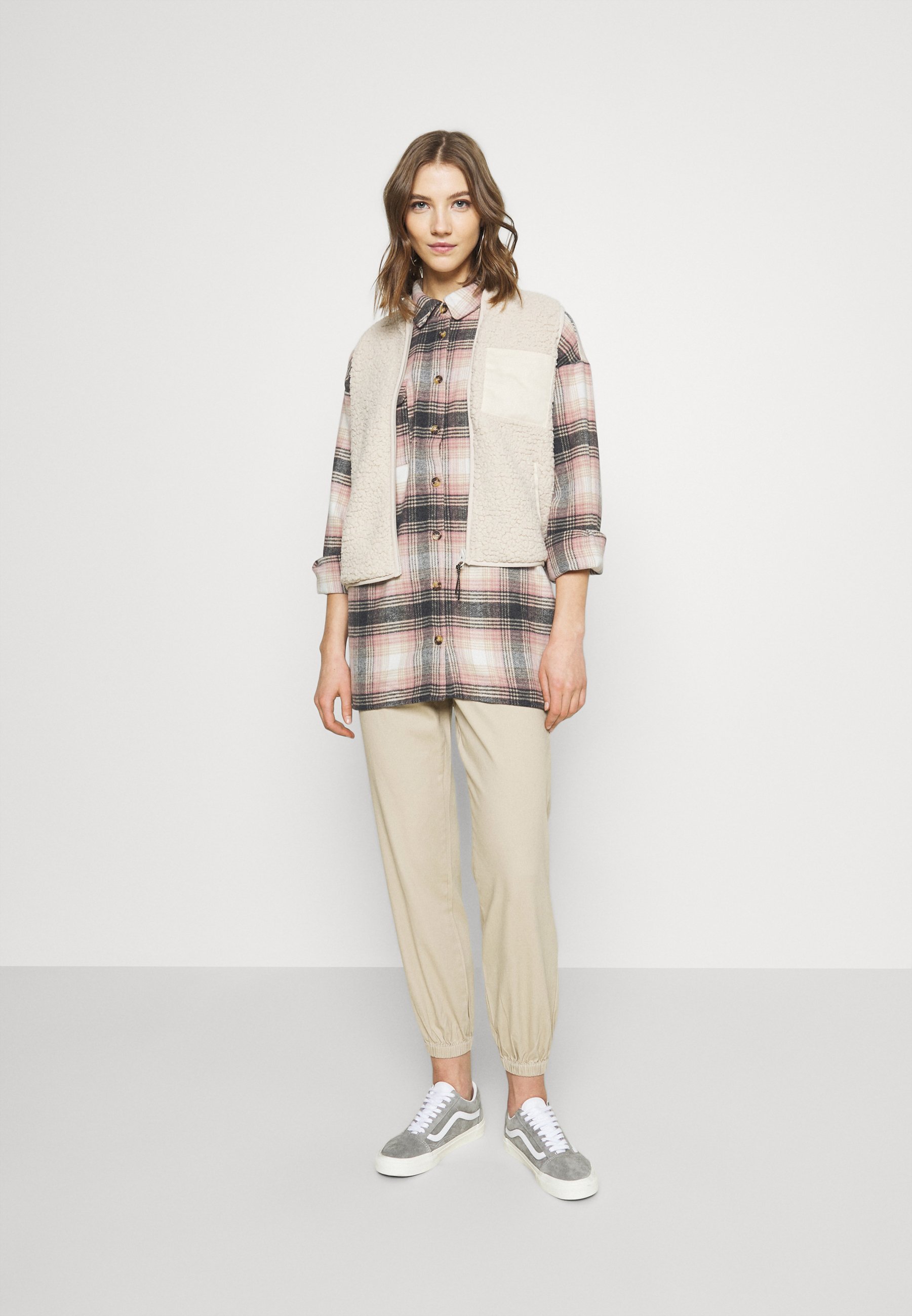 Noisy May Nmflanny L/S Long Shacket Bg Noos Camicia Giacca Donna Morbida