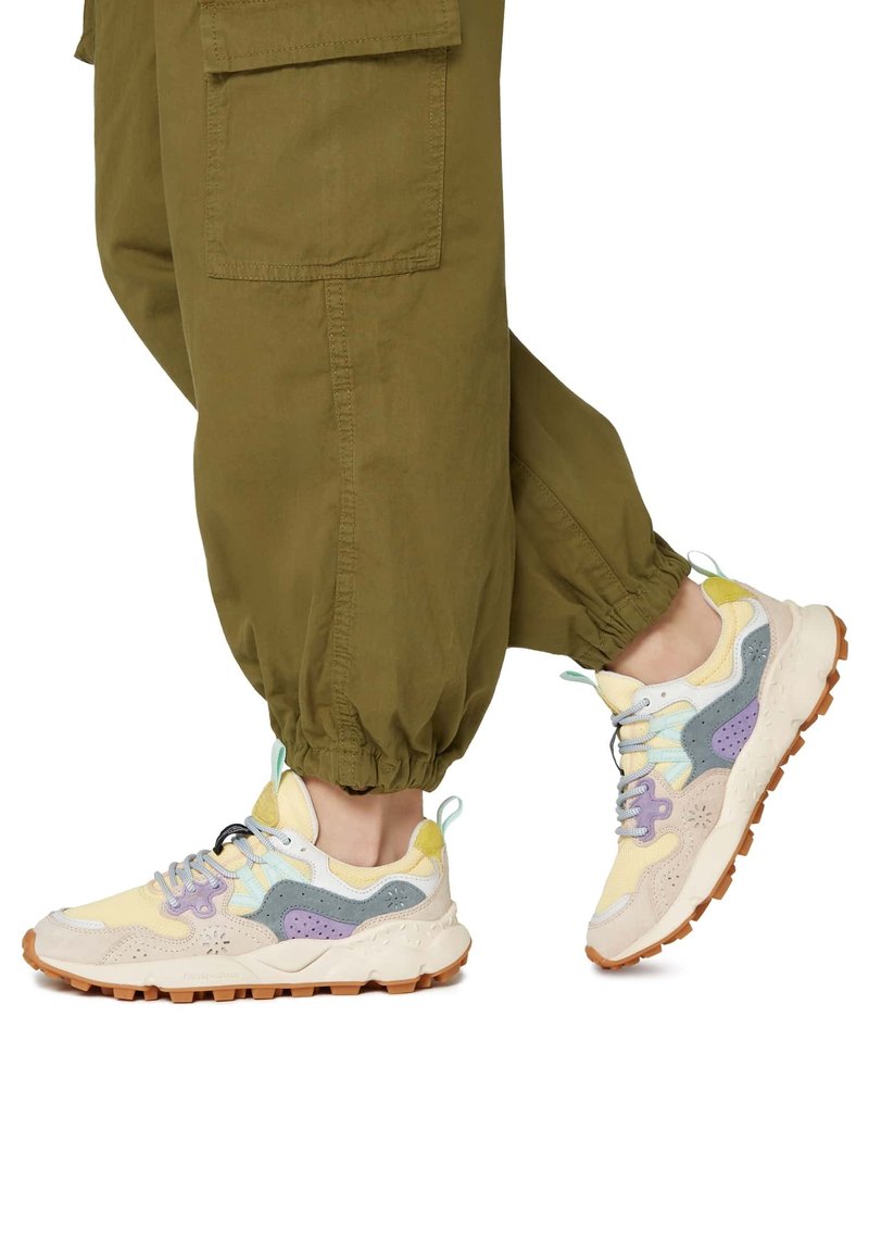 Flower Mountain YAMANO 3 - Baskets basses - gelb