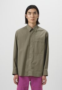 Solid Homme MEN'S SHIRTS - Ing - khaki