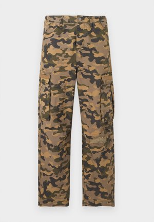 TROOP CAMO - Kapsáče - green