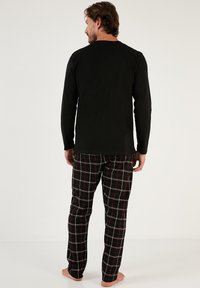 Buratti REGULAR FIT SET - Komplet pidžame - black