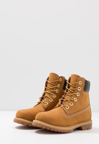 Timberland 6IN PREMIUM BOOT  - Lace-up ankle boots - wheat