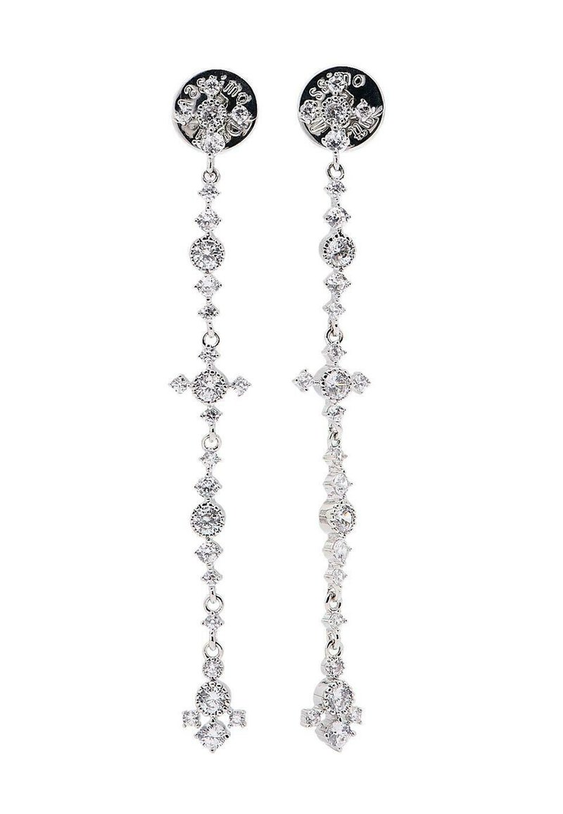 Orecchini a chandelier in argento con parti superiori circolari e un design a cascata con vari gioielli trasparenti e accenti simili a diamanti.