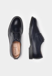 NeroGiardini Elegantni čevlji z vezalkami - incanto