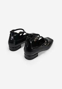 Bosanova Bailarinas con hebilla - black