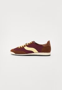 Unselected, brown