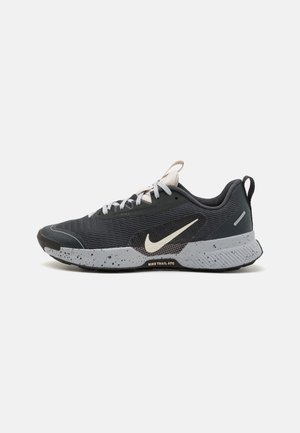 JUNIPER 3 - Scarpe da trail running - dark smoke grey/light orewood brown/black/wolf grey
