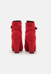 Anna Field Wide Fit Højhælede støvletter - red