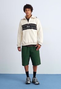 Ellesse SHERIDAN 1/4 ZIP - Sudadera - off white