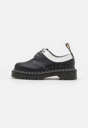 Dr. Martens, Derbies - black