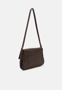 Even&Odd by Zalando Rankinė per petį - brown