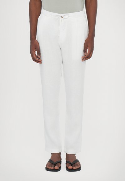 CLOSED VIGO TAPERED - Pantaloni - white