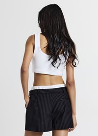 Calliope Short - var ultrablack