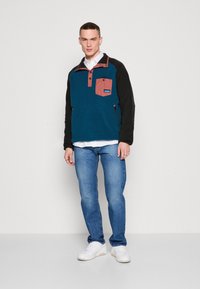 KAVU TEANNAWAY - Felpa in pile - seaworthy
