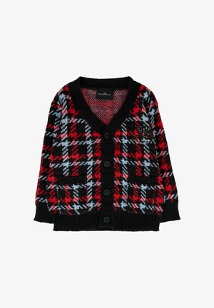 Cardigan a cuadros en negro, rojo y azul con escote en V, que cuenta con un cierre de botones y dos bolsillos frontales. Textura de punto y puños acanalados.
