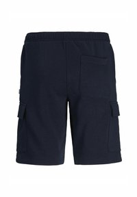 Námornícke modré cargo šortky vyrobené z mäkkého materiálu s elastickým pásom, bočnými vreckami a jedným zadným vreckom.