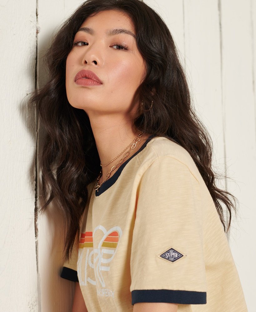 Superdry CALI SURF GRAPHIC RINGER - T-shirt con stampa - mellow sun/giallo  - Zalando.it