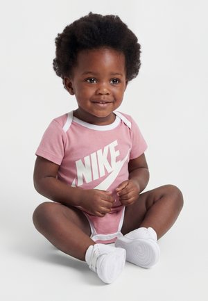 Nike Sportswear GIFTING NEW MILESTONE BLANKET 2-PACK SET - Body - pinksicle