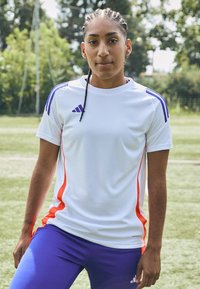 adidas Performance TIRO24 WOMEN - Sport T-shirt - white/lucid blue/app solar red