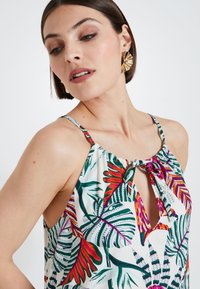 Grain de Malice SUSPENDUE IMPRIMÉE - Vestido informal - ecru