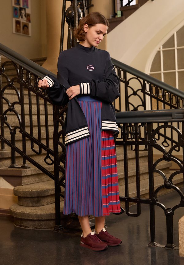 EXCLUSIVE HERITAGE 2.0 PLEATED STRIPED SKIRT - Maxi skirt