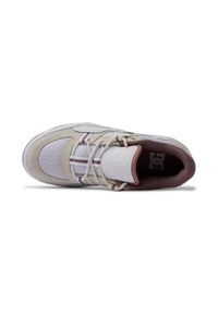 White and beige sneaker with textured suede upper, mesh panels, and brown accents. Features padded collar, reinforced toe, and flat laces.